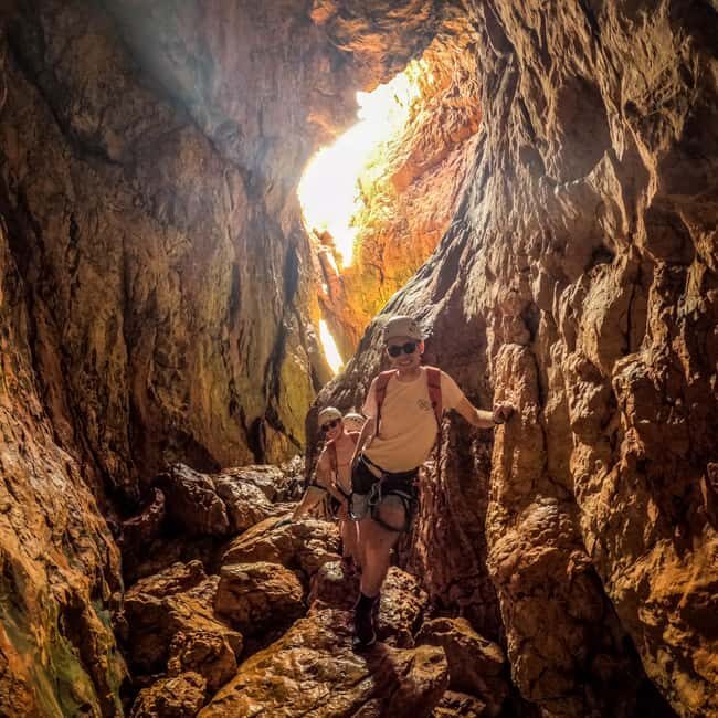 Marseille : Sormiou Via Corda in the Calanques - Level 1 - Key Points