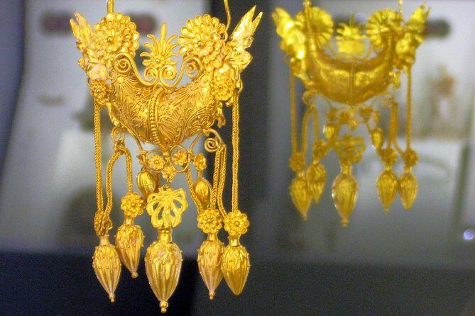 MarTa Archaeological Museum Taranto tour: very impressive great gold artifacts - Key Points