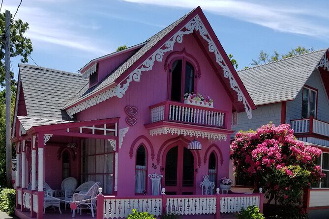 Martha Vineyard Bus Tour - Martha Vineyard Bus Tour Review: An Authentic and Engaging Way to Explore the Island