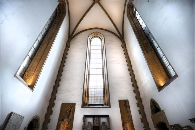 Maschio Angioino Entry Ticket with Smart Digital Guide - Exploring Naples’ Castel Nuovo with a Digital Guide: A Friendly Breakdown