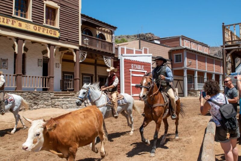 Maspalomas: E-Scooter or E-Bike Tour+Western Town Sioux City - Who Will Enjoy This Tour?