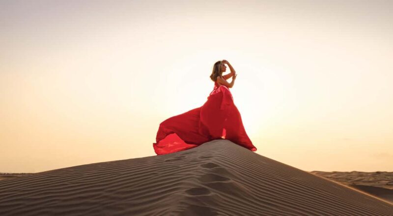 Maspalomas: Flying Dress Photoshoot in Sand Dunes - Key Points