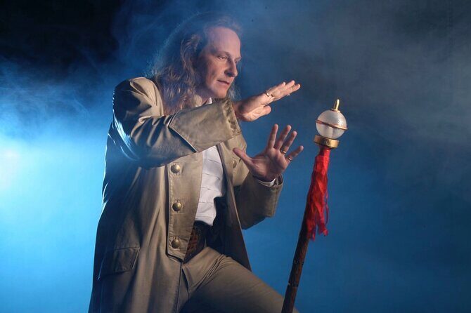 Masters of Magic Show at Las Vegas Magic Theater - The Downsides and Considerations