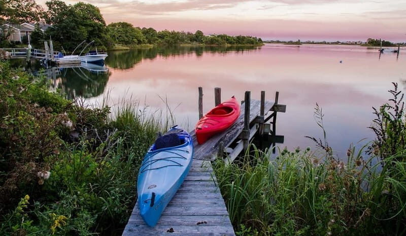 Masurian Lake District: Canoe and Sailing Tour from Warsaw - Exploring Mikoajki: A Lakeside Town