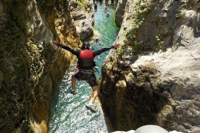 "Matacanes" cannon - Whats Included and What Costs Extra