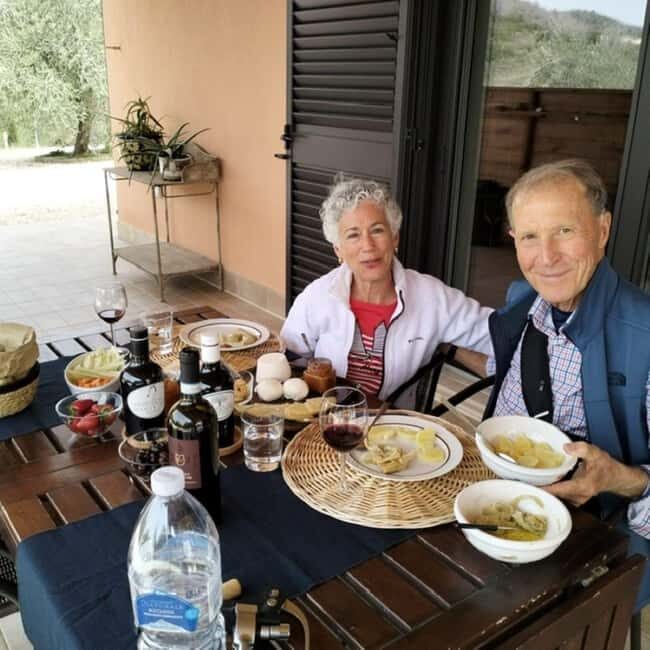 Matera: Olive Grove Tour with Tipical Products Tasting - Exploring the Olive Grove in Tricarico