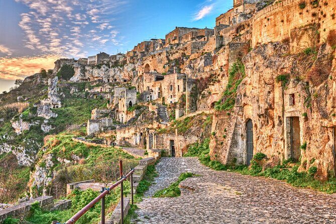 Matera private walking tour with visit of a cave house and church - An In-Depth Look at the Matera Private Walking Tour