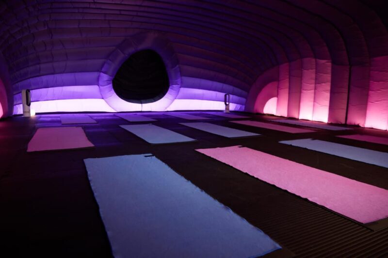 Matosinhos: Private Hot Yoga Class for Bachelor/ette Parties - Key Points