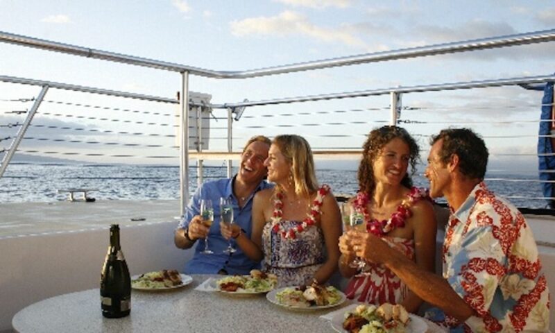 Maui: Ka'anapali Luxury Sunset Dinner Sail - Key Points