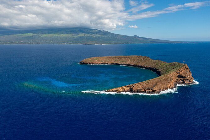 Maui Luxury Snorkeling Molokini aboard Air Conditioned Yacht Elua - Who This Tour Is Best For