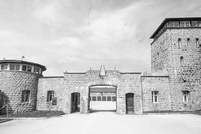 Mauthausen private tour from Linz - Transportation: Comfort and Convenience