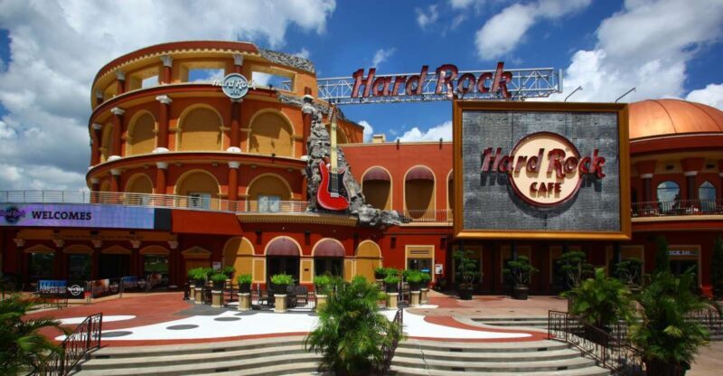 Meal at Hard Rock Cafe Orlando at Universal CityWalk - The Experience in Detail
