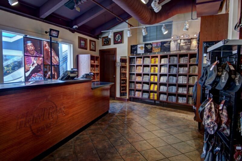 Meal at Hard Rock Cafe San Francisco at Pier 39 - The Experience: What to Expect