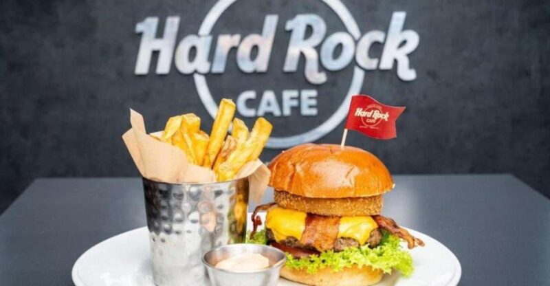 Meal at the Hard Rock Cafe New Orleans - What Do the Reviews Say?