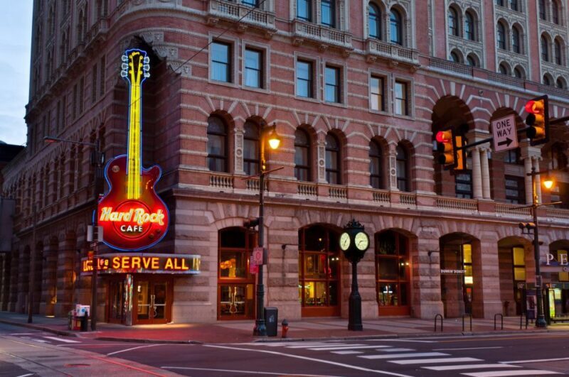 Meal at the Hard Rock Cafe Philadelphia - Key Points
