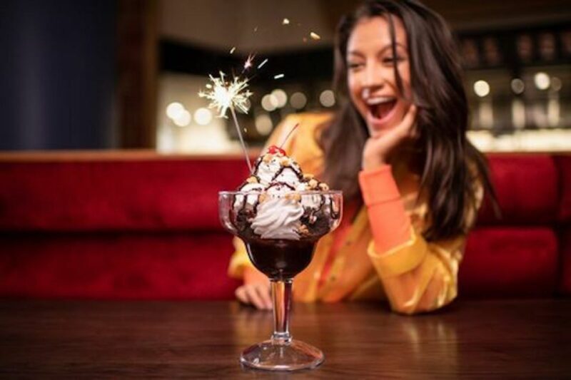 Meal at the Hard Rock Cafe Philadelphia - Who Should Consider This Experience?