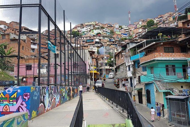 Medellín & Comuna 13 Private Tour - The Itinerary in Detail
