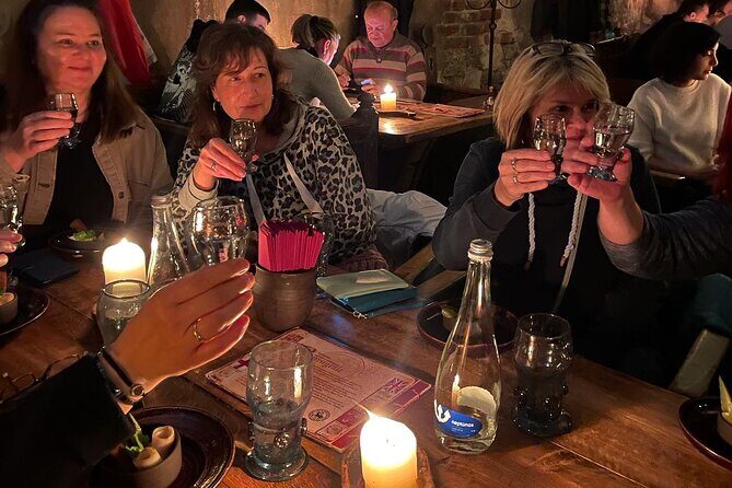 Medieval Experience: Guided Sightseeing and Food Tasting - The Meeting Point and Duration