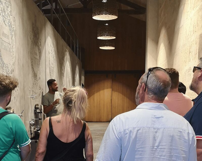 Médoc wine tour from Bordeaux: 2 wineries & 6 wines - FAQ