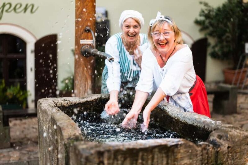 Meissen: Clean facts  on the road with the bathmaid - What to Expect from the Meissen Bathmaid Tour