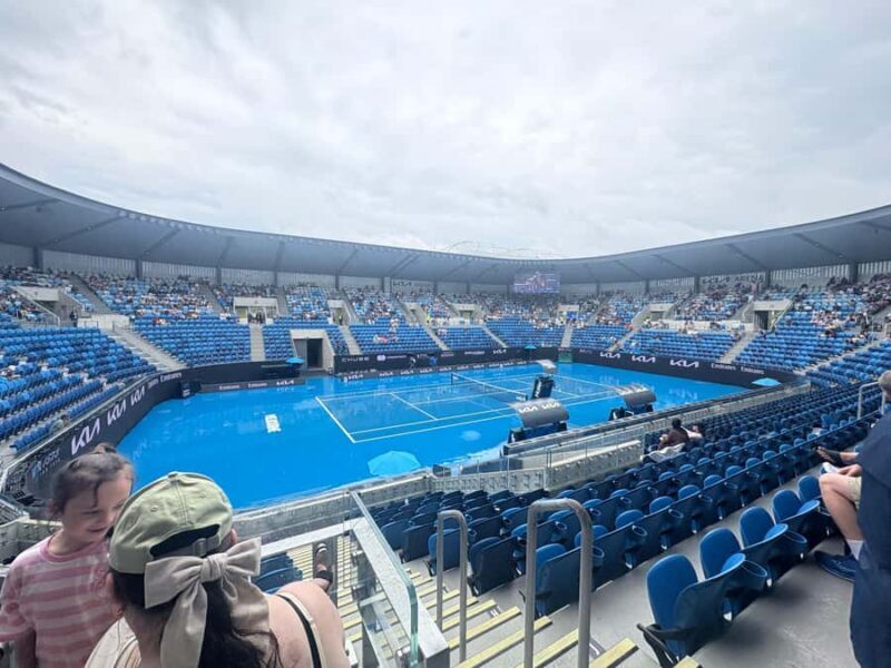 Melbourne: Botanic Gardens & Sports Precinct Walking Tour - Tour Logistics: What to Expect