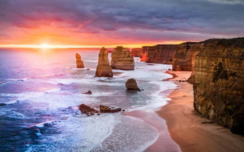 Melbourne Great Ocean Rd Premium Reverse Tour&London Bridge - The Journey Along the Great Ocean Road