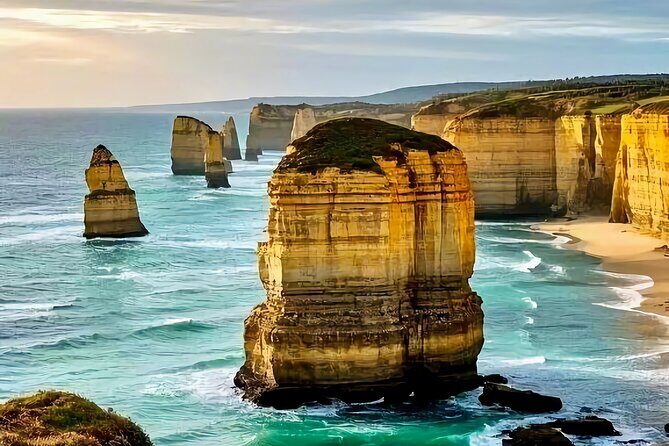 Melbourne Great Ocean Road Reverse Tour + London Bridge wildlife - Key Points