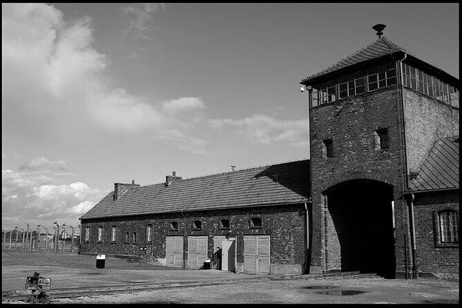 Memorial and Museum Auschwitz-Birkenau Tour & Krakow Transfer - Easy Pickup and Comfortable Travel