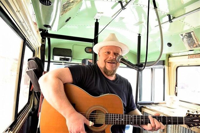 Memphis Mojo Bus Tour - An Honest Look at the Memphis Mojo Bus Tour