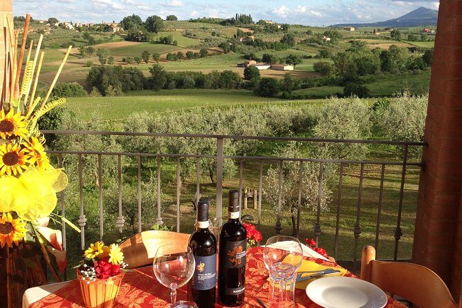 Menu with a View in the enchantment of the Tuscan hills - FAQs