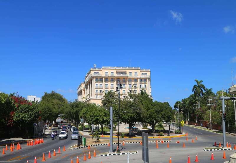 Mérida: Panoramic Sightseeing Tour Bus Ticket with 2 Routes - The Practicalities: Timing, Cost, and Comfort