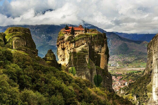 Meteora and Thermopylae Private Tour from Athens - A Deep Dive into the Experience