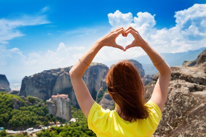 Meteora: Hiking Tour with Local Guide and Monastery Visit - What to Expect on the Trail