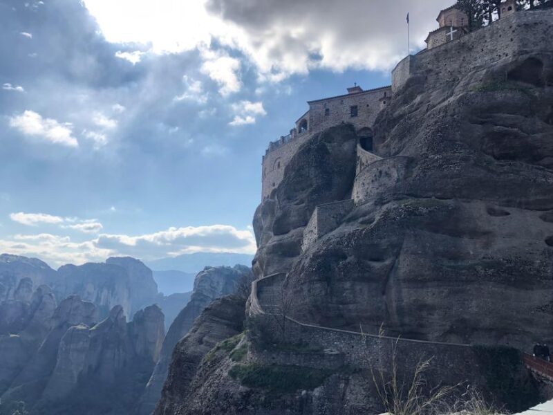 Meteora Monasteries Private Full Day Tour & Great Lunch - Key Points