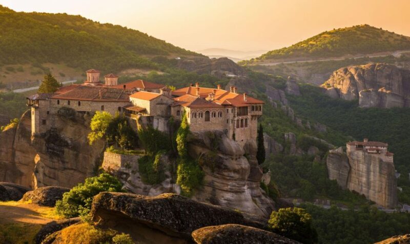 Meteora: Morning Half Day Sightseeing and Monasteries Tour - A Deep Dive into the Meteora Half-Day Tour