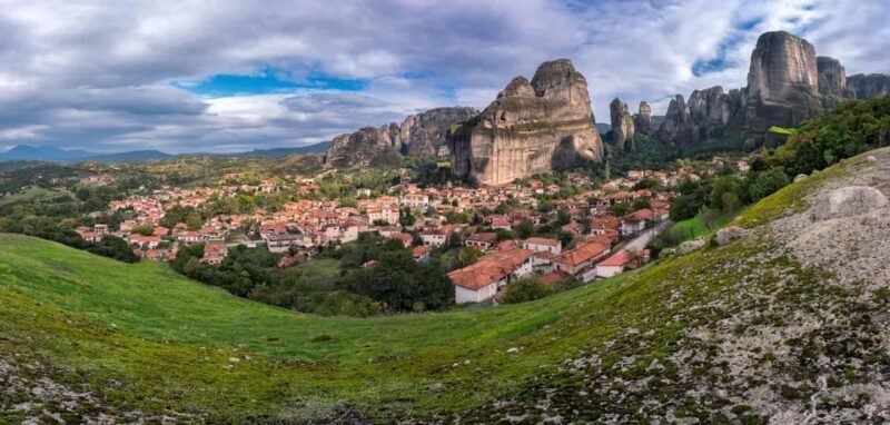 Meteora: Morning Monasteries Tour with Photo Stops - Key Points