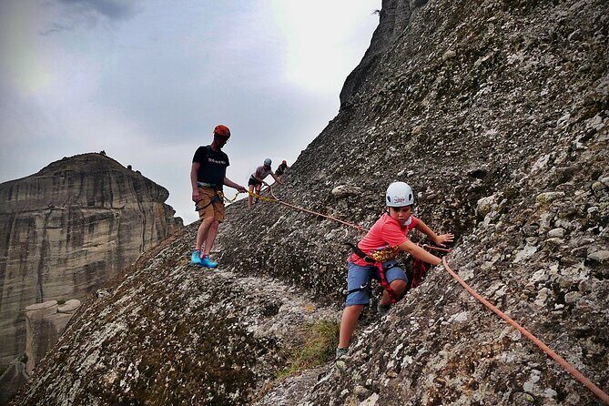 Meteora Scrambling Tour with Optional Pick-up - FAQ