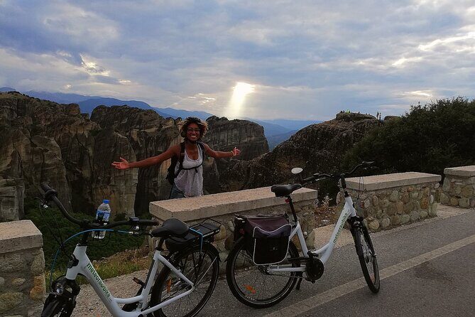 Meteora Sunset E-Bike Tour - What is the Meteora Sunset E-Bike Tour?