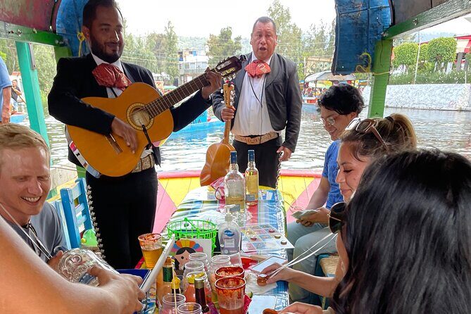 Mexico City Canals by Boat with Live Commentary with Meal Drinks - What to Expect from the Tour