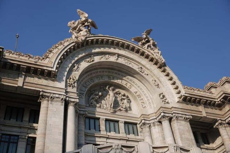 Mexico City: Exclusive Tour of Palacio de Bellas Artes - Who Should Consider This Tour?