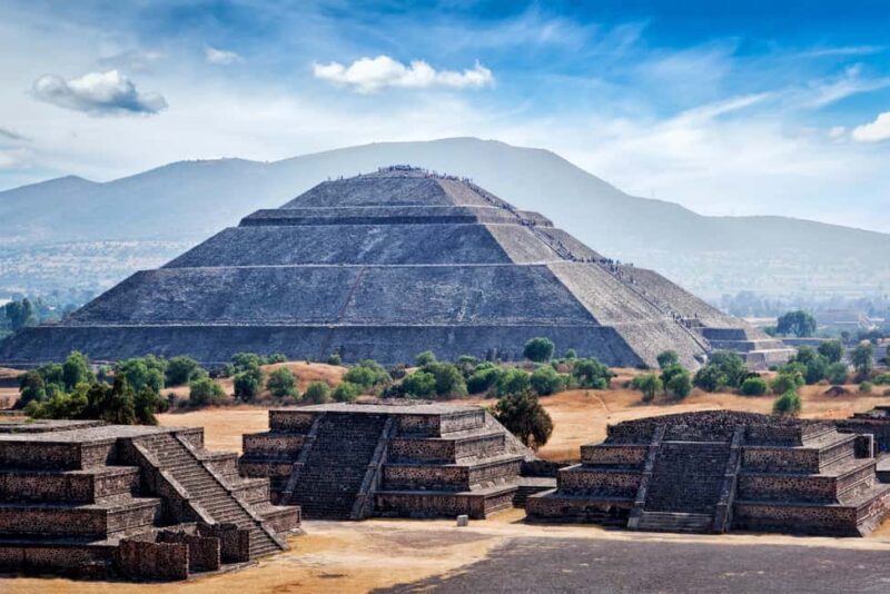 Mexico City: Explore Teotihuacan, Guadalupe, Xochimilco, Coyoacán, and more in 2 days - What You Can Expect from This Tour