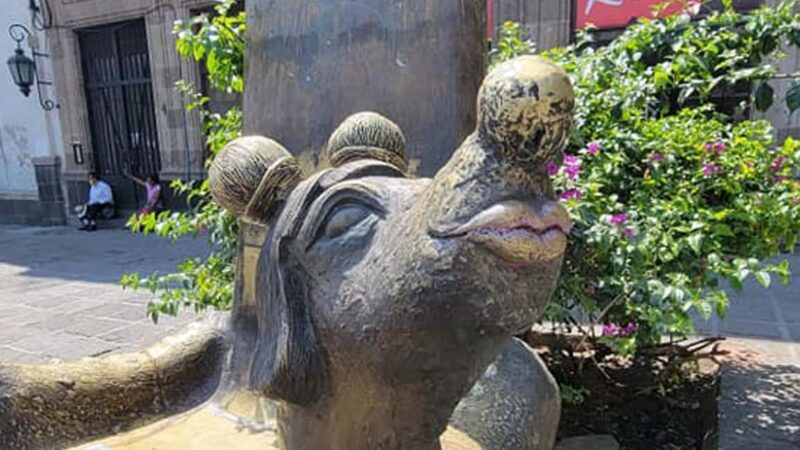 Mexico City: Gay Plazas - Key Points