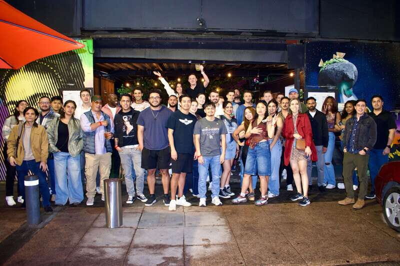 Mexico City: Guided Pub Crawl with Party Games - The Sum Up