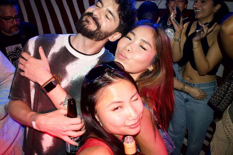 Mexico City: Guided Pub Crawl with Party Games - FAQ