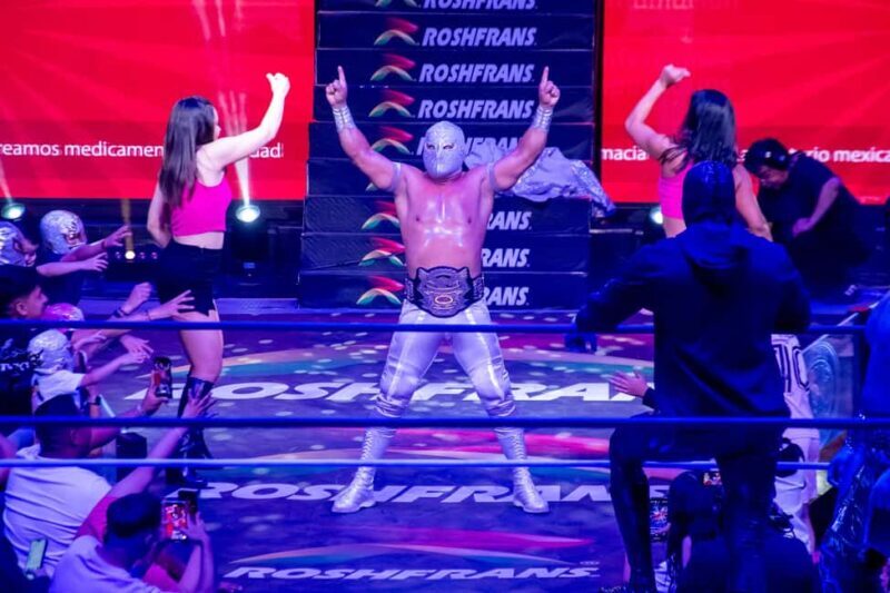 Mexico City: Local Walking Tour with Mezcal & Wrestling Show - The Lucha Libre Show: A Night of Spectacle