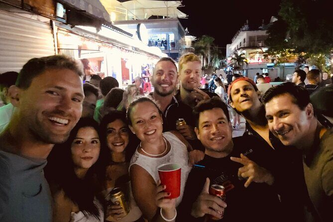 Mexico City Pub Crawl - A Closer Look at the Mexico City Pub Crawl