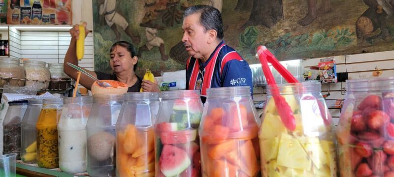 Mexico City: Vegan & Veggie Market Tour with Cooking Lesson - Authenticity & Authentic Experiences