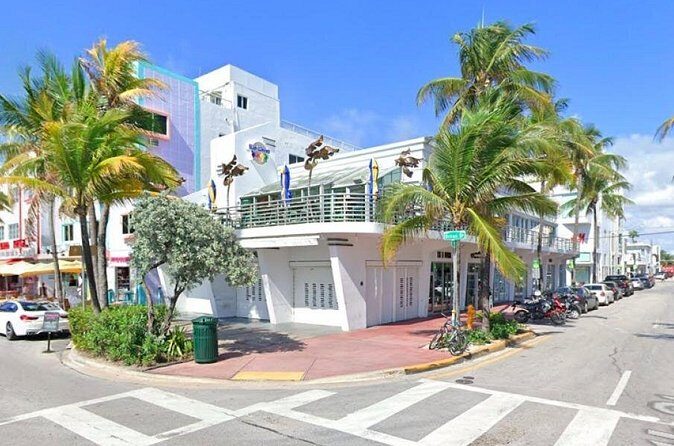 Miami Beach Bar Hunt: Get Slushed in South Beach - Who Will Love This?