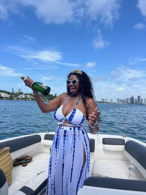 Miami Beach: Private Boat Tour with Captain and Champagne - The Realities: Pros & Cons