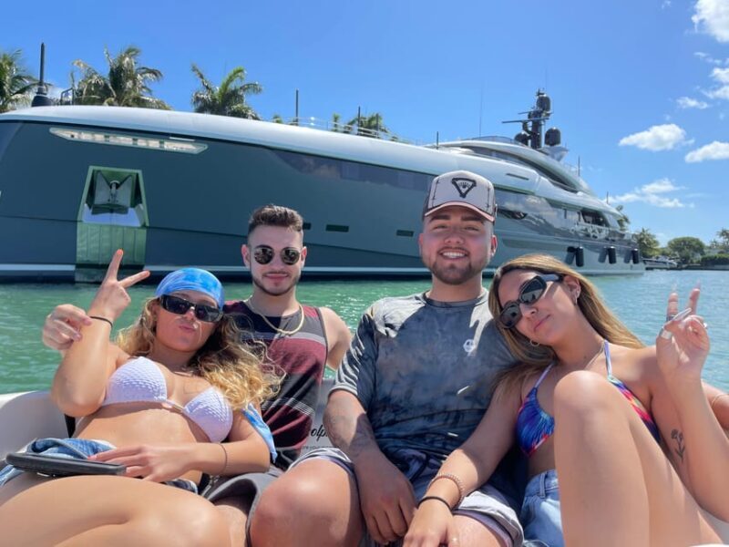 Miami Beach: Private Boat Tour with Captain and Champagne - Who Should Book This Tour?